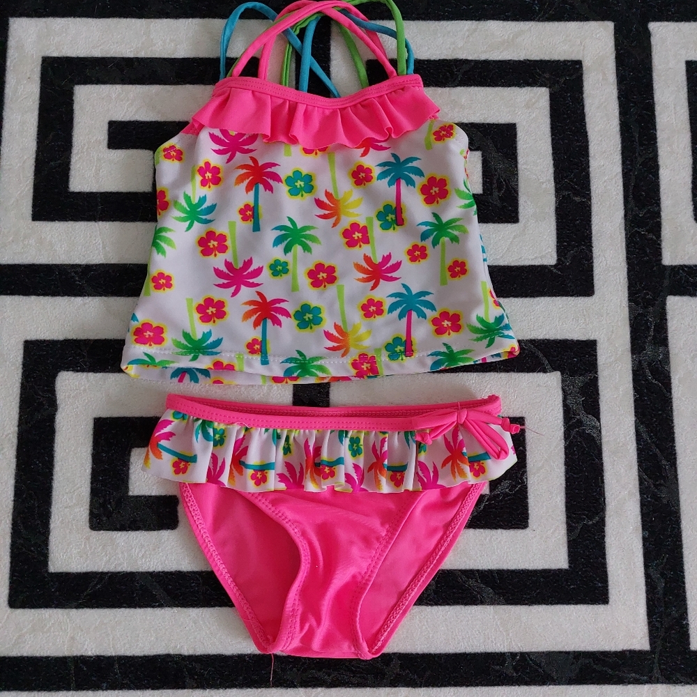 5/25  Swimsuit 18m